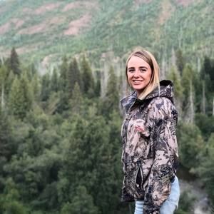 Meet your Posher, Nicole